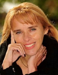 Pascale Lora Schyns